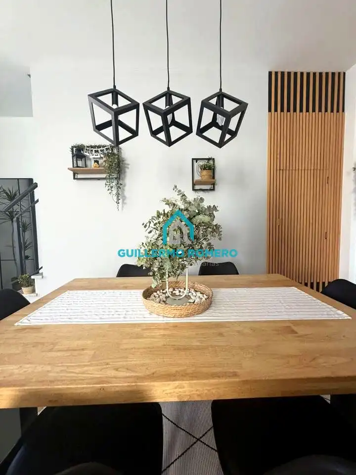 Comedor de Dúplex en venta en Coria del Río