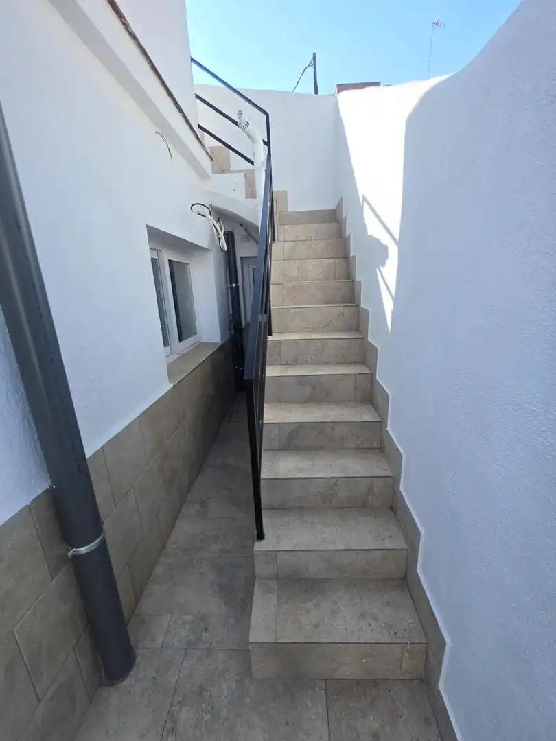 Balcony of Houses for sale in Pinto  with Air Conditioner and Terrace