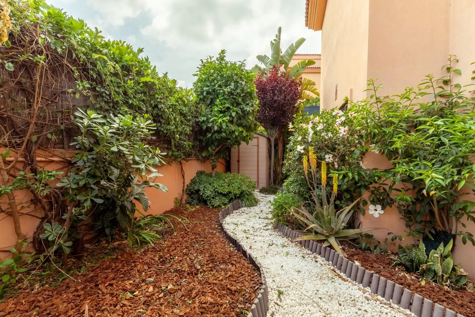 Jardí de Casa adosada en venda en Benalmádena amb Aire condicionat, Jardí privat i Terrassa