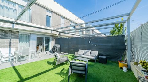 Chalet adosado en venta  urbanización privada con piscina y portero
