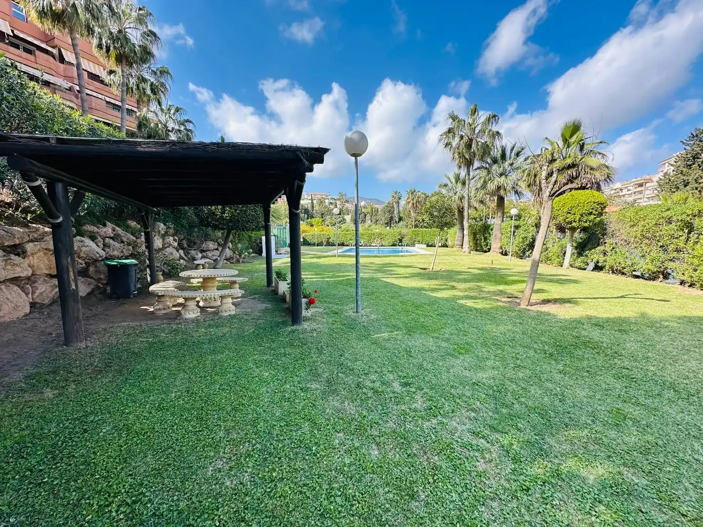 Jardín de Piso en venta en Benalmádena con Aire acondicionado, Jardín privado y Terraza