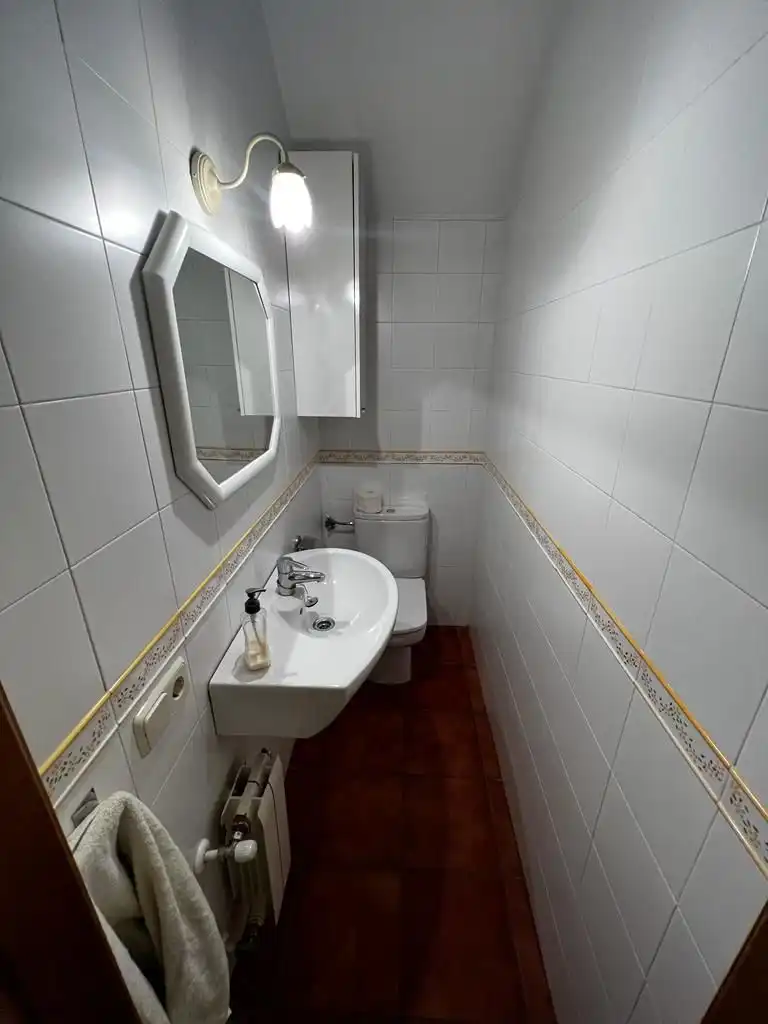 Baño de Casa adosada en venta en Valseca con Calefacción, Parquet y Trastero