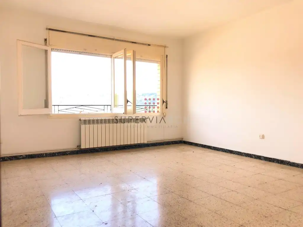 Bedroom of Flat for sale in Avinyó  with Heating