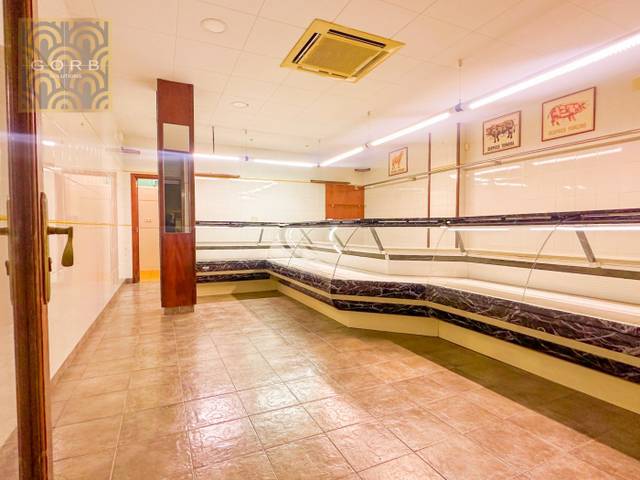 Local comercial en Alquiler en Camí de la Serra