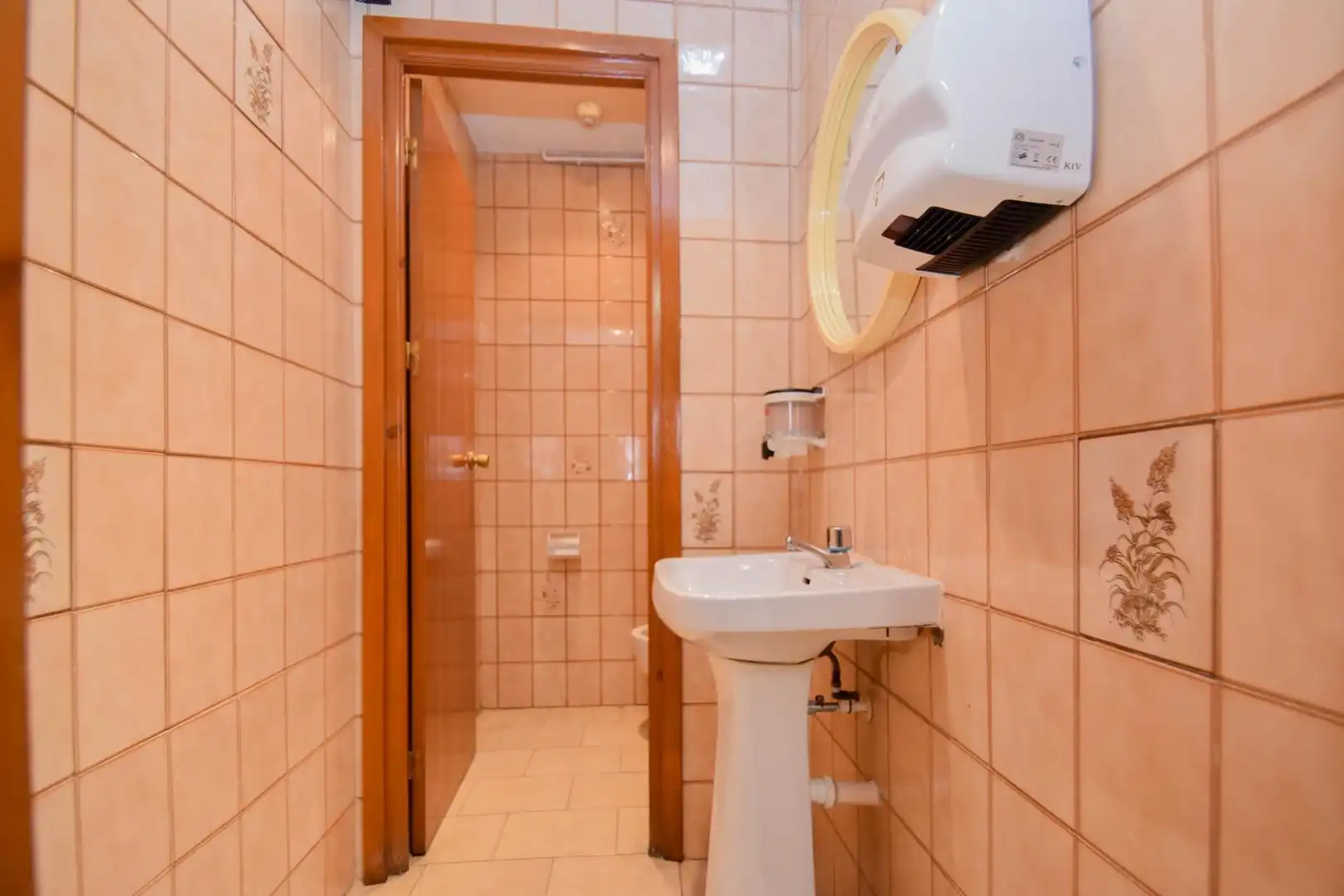Business premises for sale in Plaza de Poeta Garcilaso de la Vega 6, imagen 25