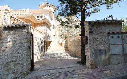 Vista exterior de Casa o xalet en venda en Cullera amb Calefacció, Jardí privat i Terrassa