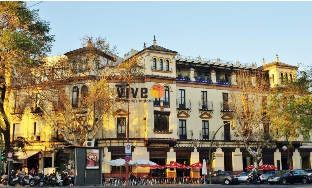 Vista exterior de Pis en venda en  Sevilla Capital amb Aire condicionat, Calefacció i Terrassa