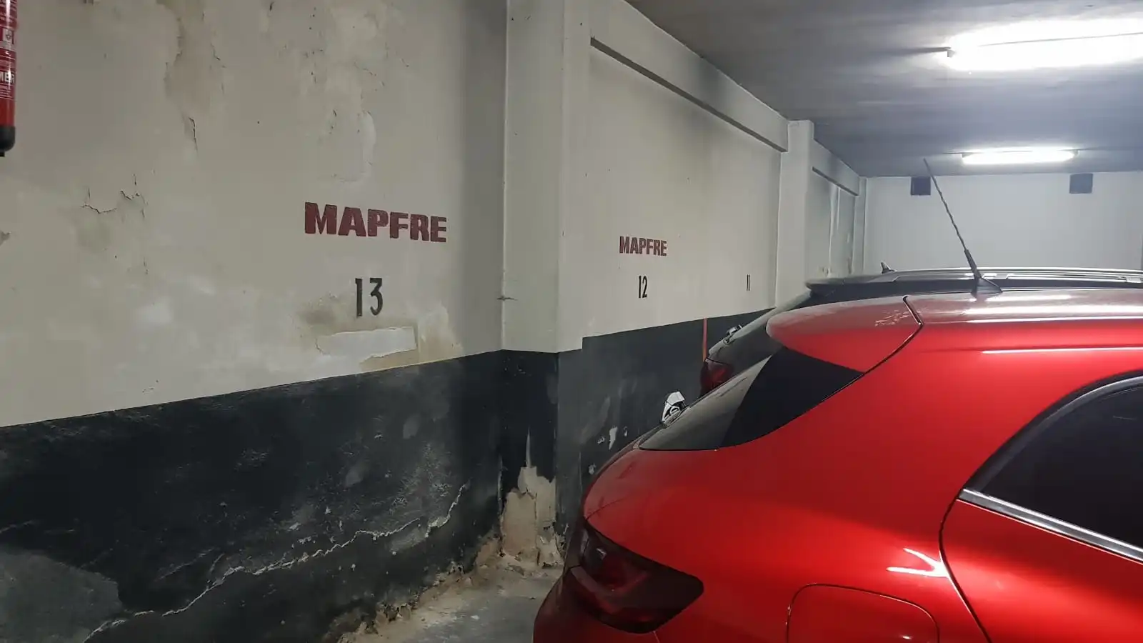 Parkplatz von Büro zum Verkauf in Oviedo 