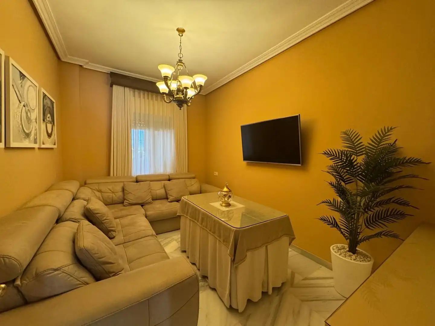 Living room of Flat for sale in Jerez de la Frontera  with Air Conditioner, Private garden and Terrace