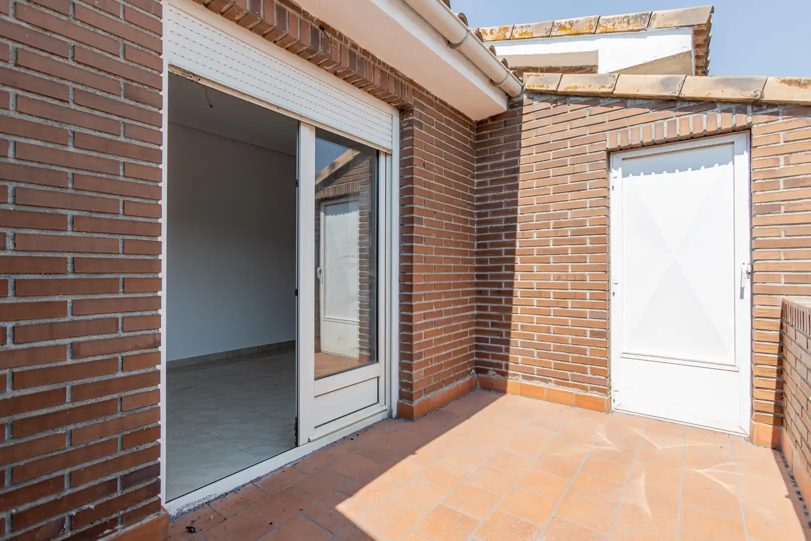 Vista exterior de Casa o chalet en venta en Colmenar Viejo con Calefacción, Jardín privado y Terraza