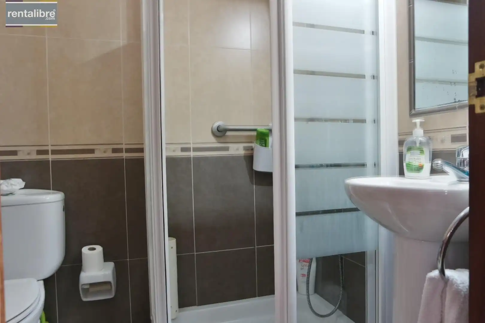 Baño de Casa adosada en venta en Chipiona con Aire acondicionado, Calefacción y Terraza