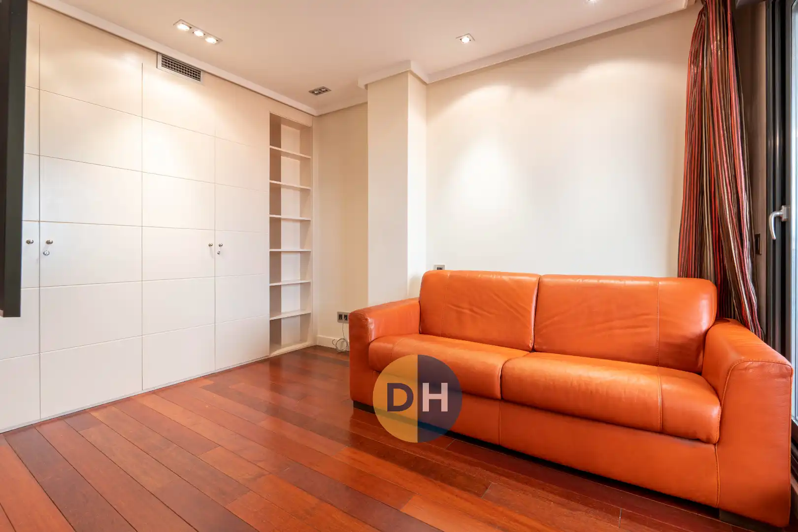 Ático en venta en Madrid con Aire acondicionado, Calefacción y Parquet