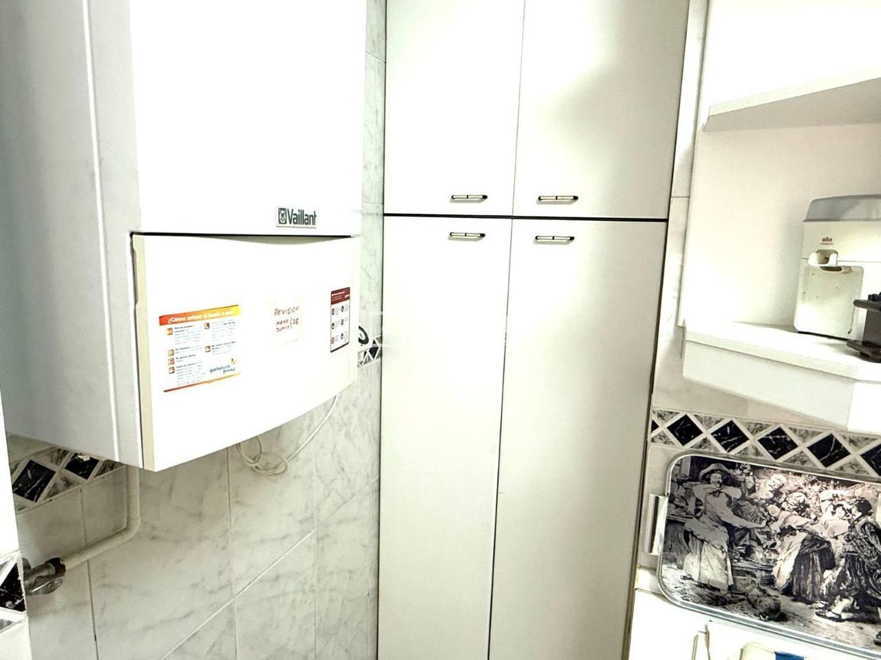 Kitchen of Flat for sale in  Madrid Capital  with Heating, Terrace and Furnished