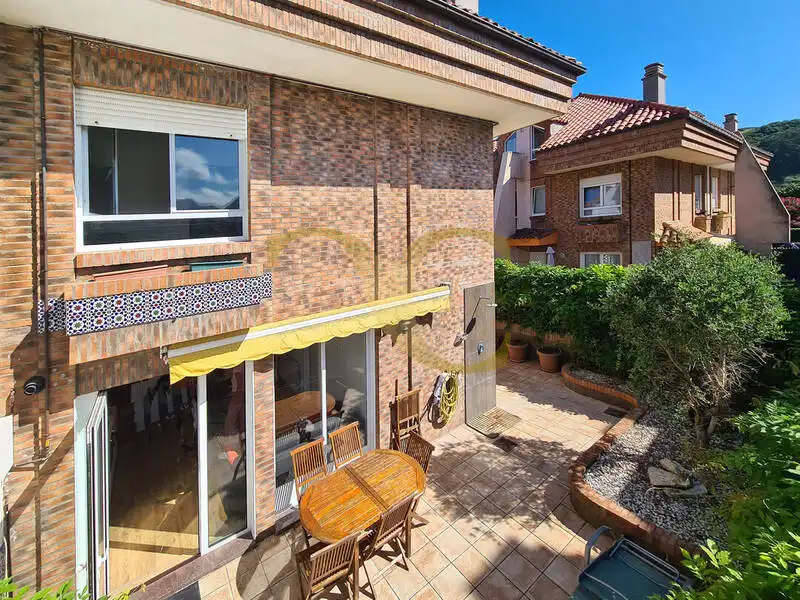 Terrassa de Casa o xalet en venda en Ribadesella amb Calefacció i Terrassa