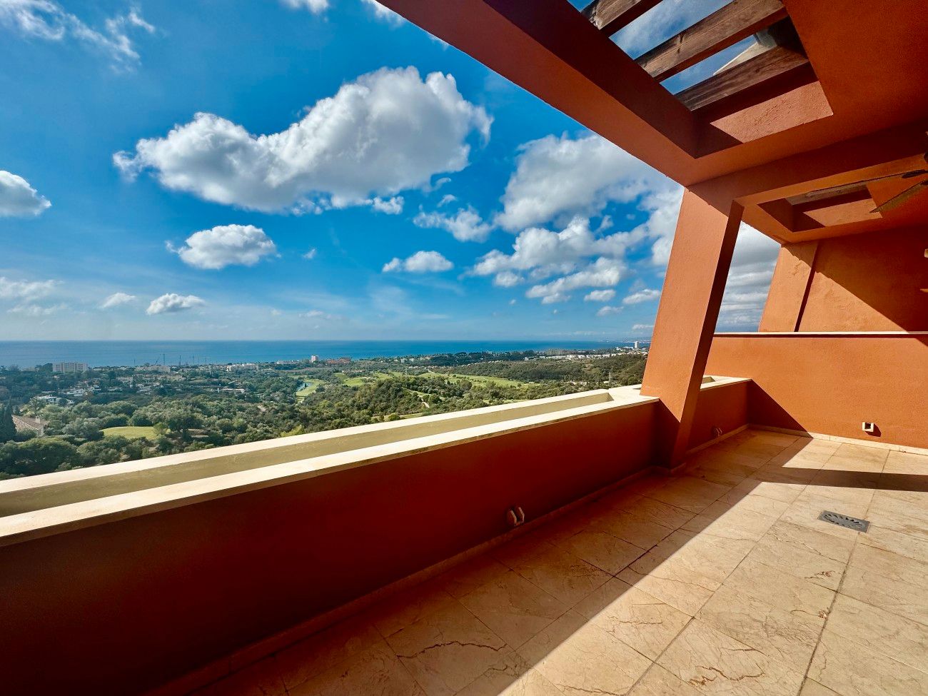Vista exterior de Apartament en venda en Marbella amb Terrassa, Traster i Moblat