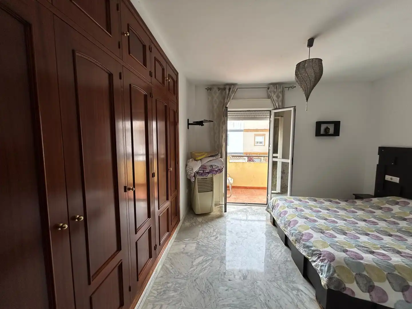 Dormitori de Casa o xalet en venda en Villanueva del Ariscal amb Aire condicionat, Jardí privat i Balcó