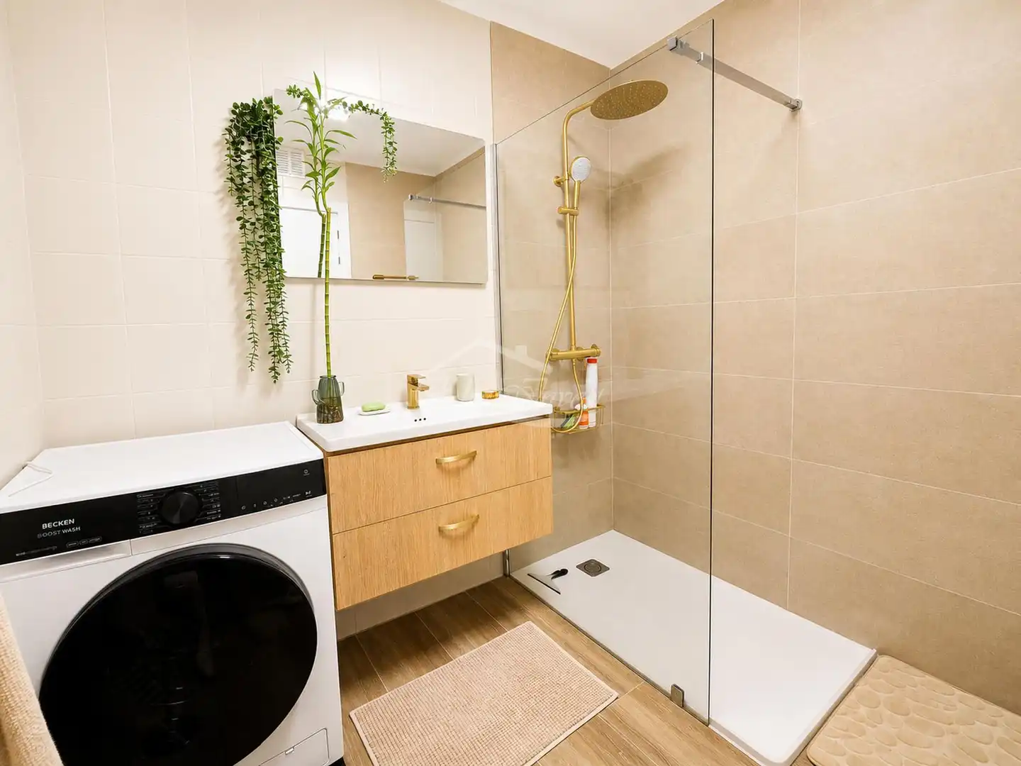 Bathroom of Flat for rent in Arona  with Terrace, Swimming Pool and Furnished