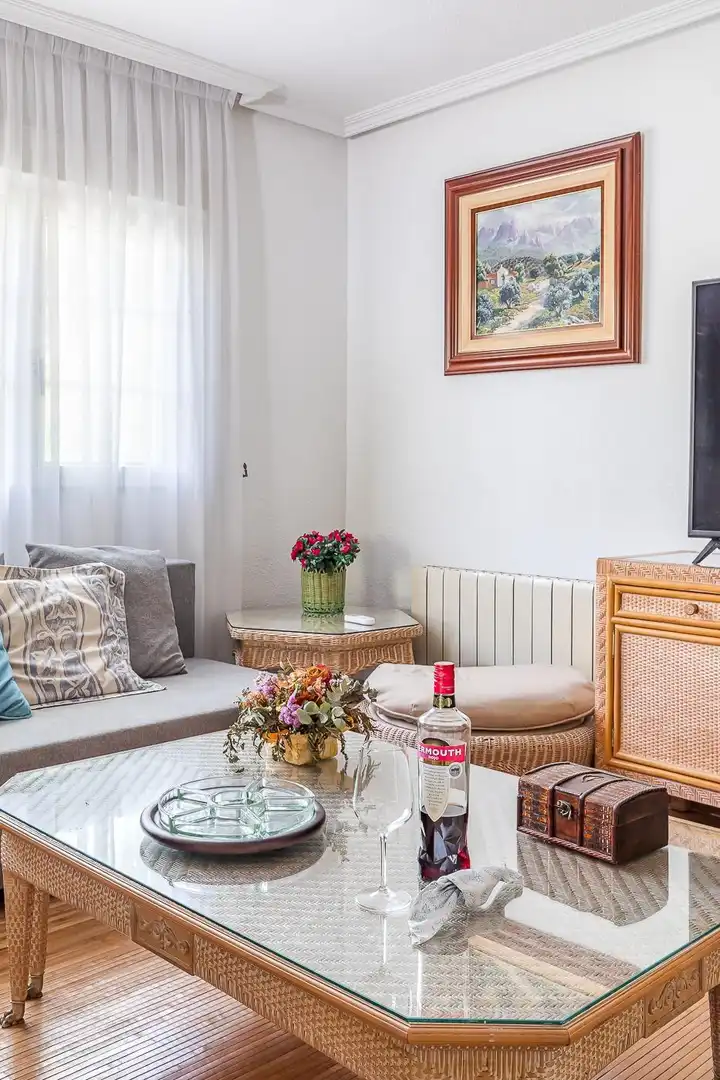 Sala de estar de Casa o chalet en venta en San Lorenzo de El Escorial con Calefacción, Alarma y Piscina comunitaria