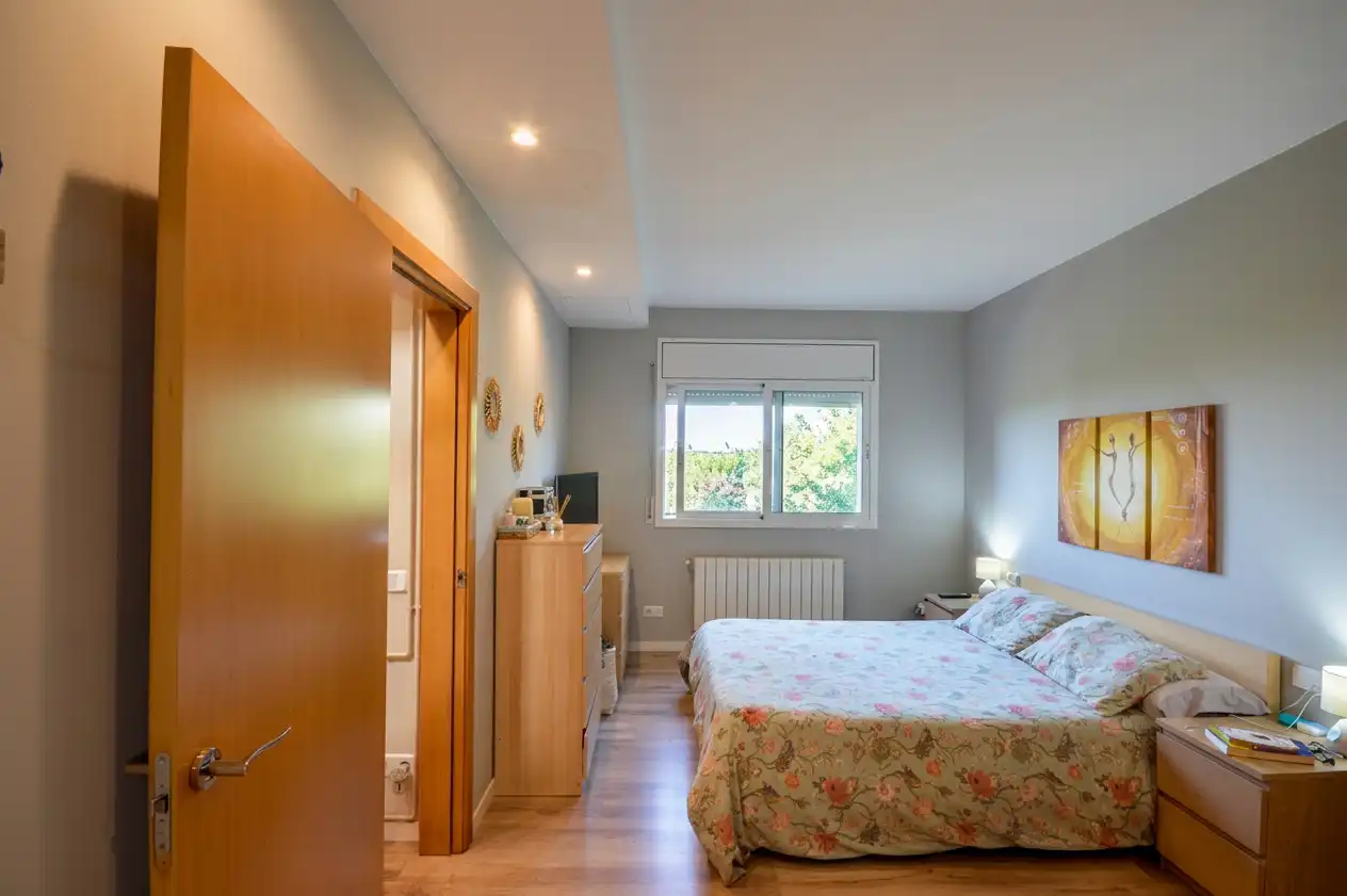 Habitación de Casa adosada en venta en Abrera con Aire acondicionado, Calefacción y Parquet