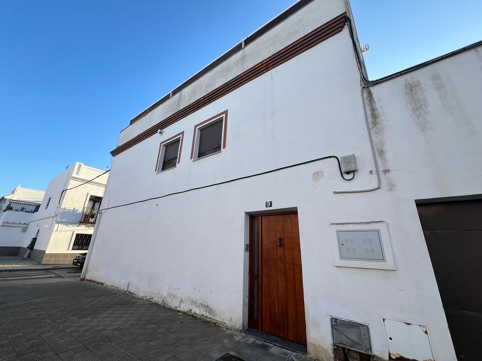 Vista exterior de Pis en venda en Utrera