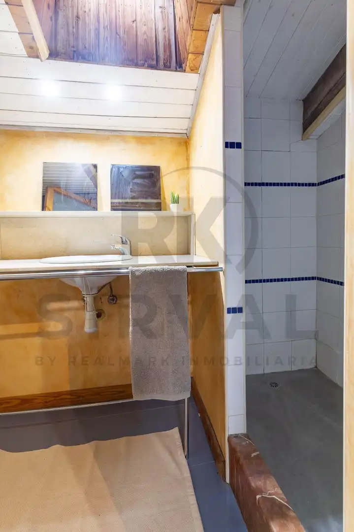 Bathroom of Duplexes for sale in L'Olivereta