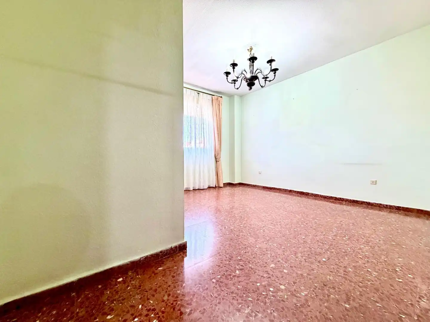 Habitación de Piso en venta en Montequinto