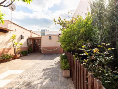 Vista exterior de Casa adosada en venda en  Palma de Mallorca amb Aire condicionat, Calefacció i Jardí privat