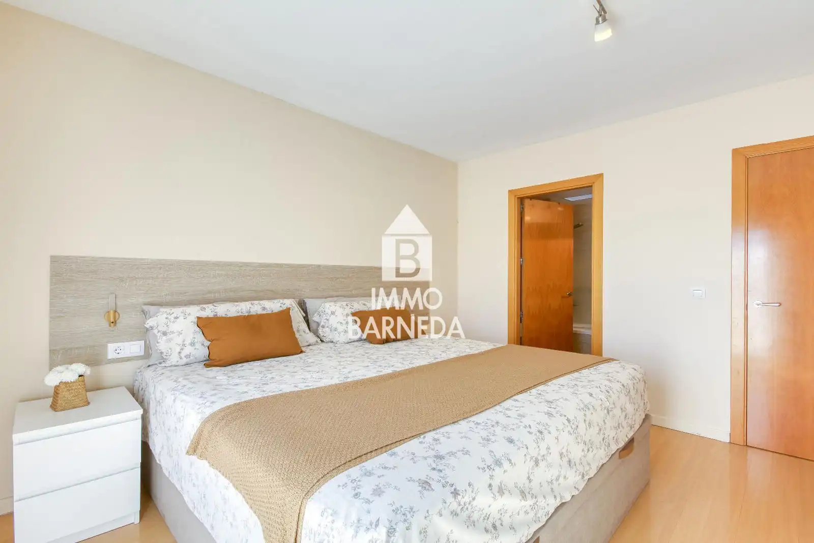 Habitación de Casa adosada en venta en Palau-saverdera con Aire acondicionado, Calefacción y Jardín privado