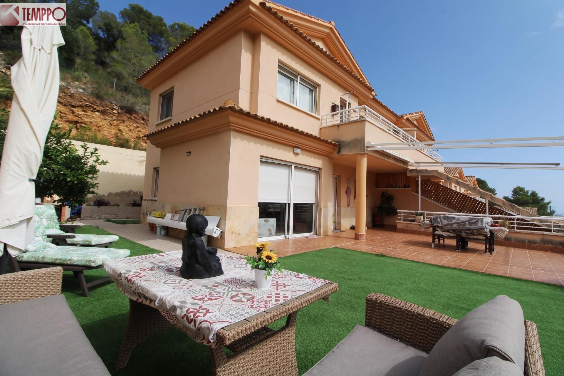 Terrassa de Casa adosada en venda en Roda de Berà amb Aire condicionat, Calefacció i Jardí privat