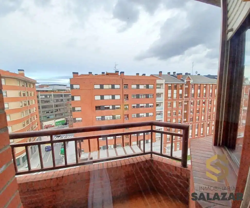 Terrassa de Apartament de lloguer en Bilbao  amb Calefacció, Terrassa i Microones