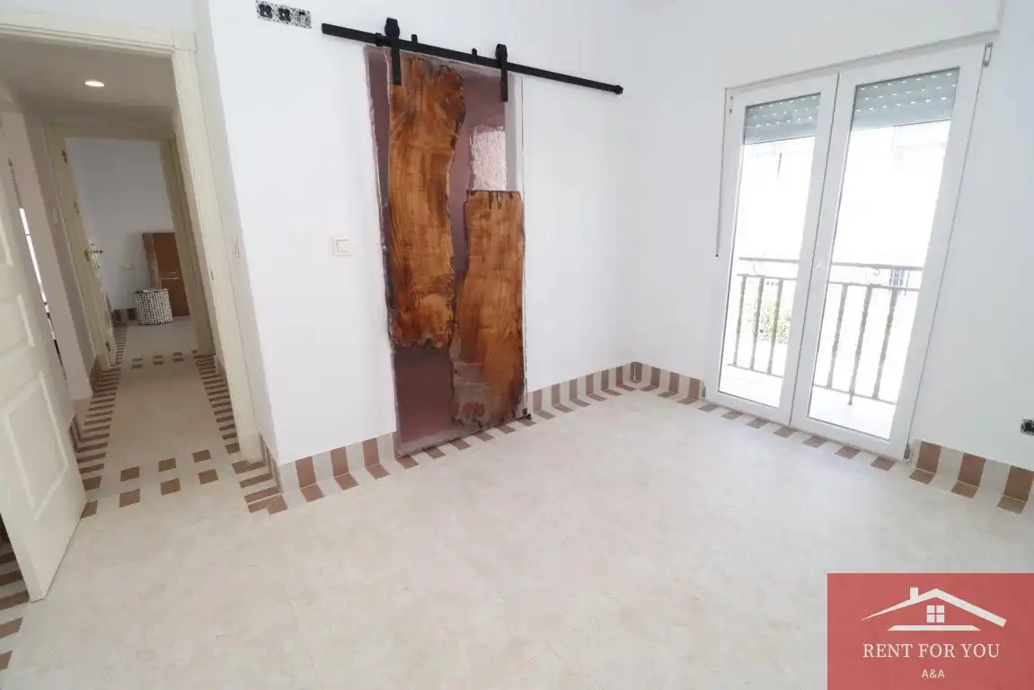 Piso de alquiler en Alhaurín El Grande con Aire acondicionado, Terraza y Amueblado