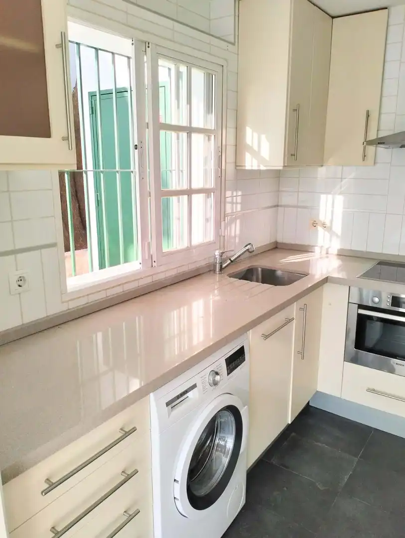 Kitchen of Flat for sale in Málaga  with Air Conditioner, Heating and Terrace