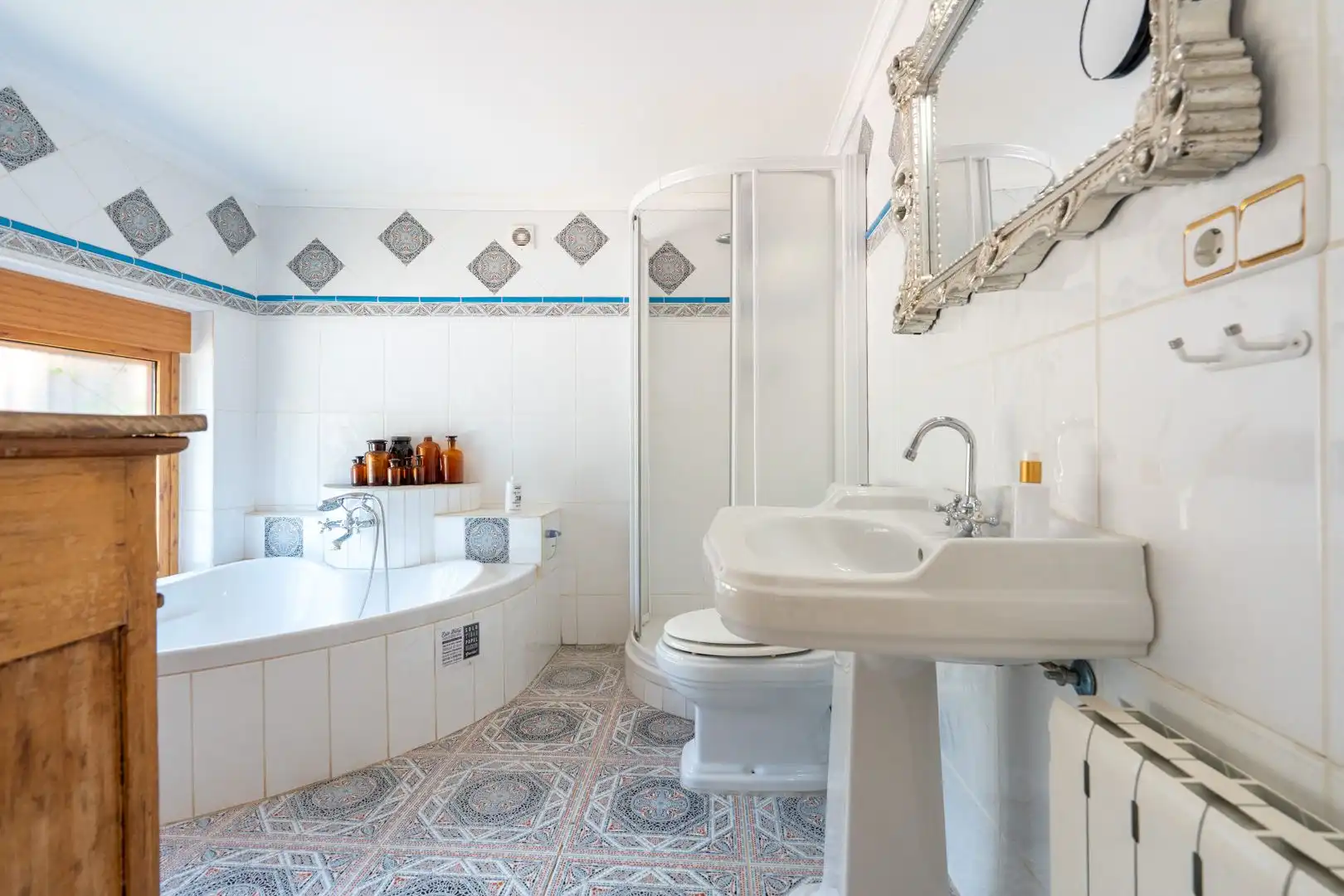 Baño de Casa o chalet en venta en Castell de Castells con Aire acondicionado, Calefacción y Jardín privado