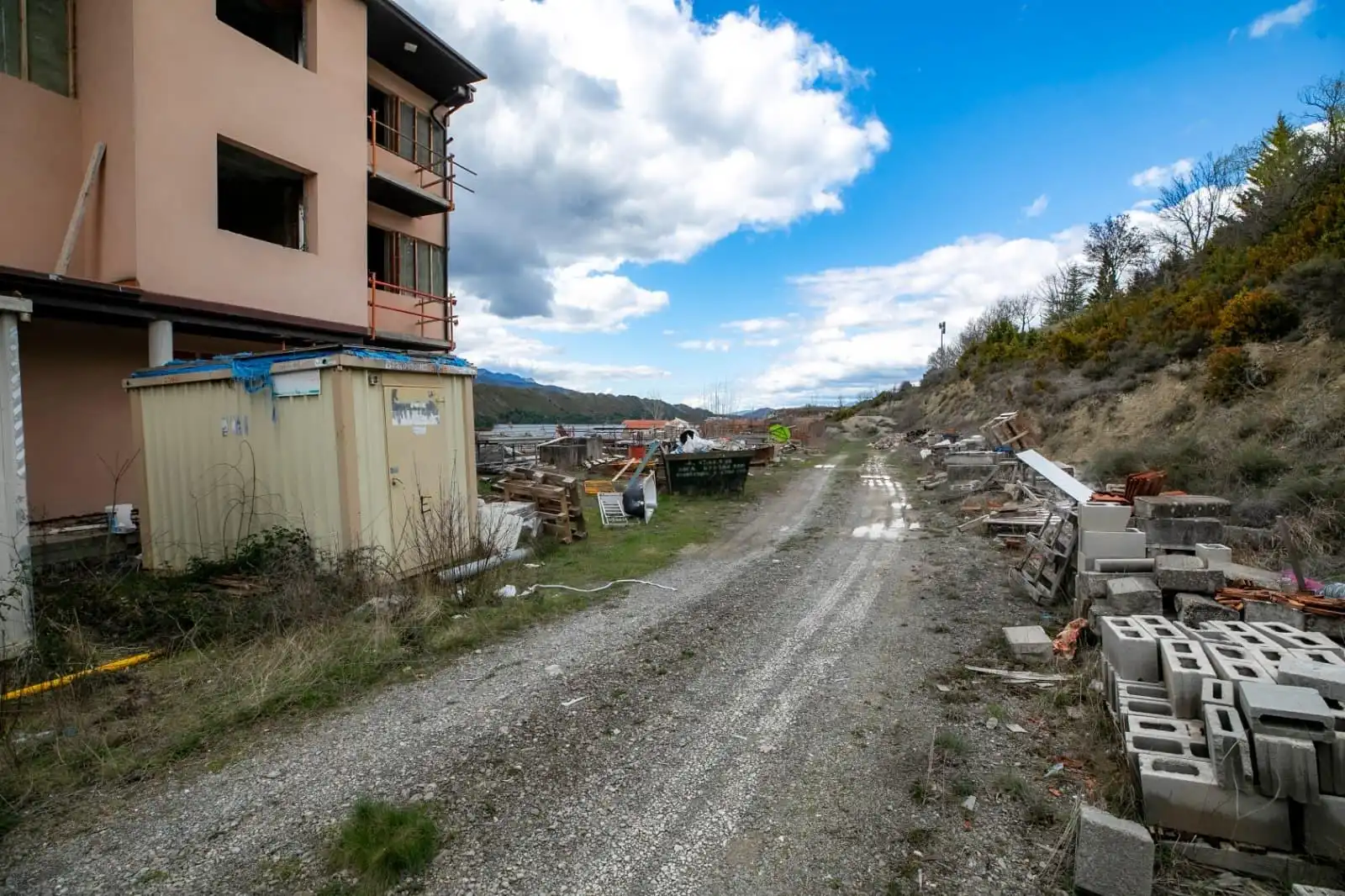 Edificio en venta en Sabiñánigo