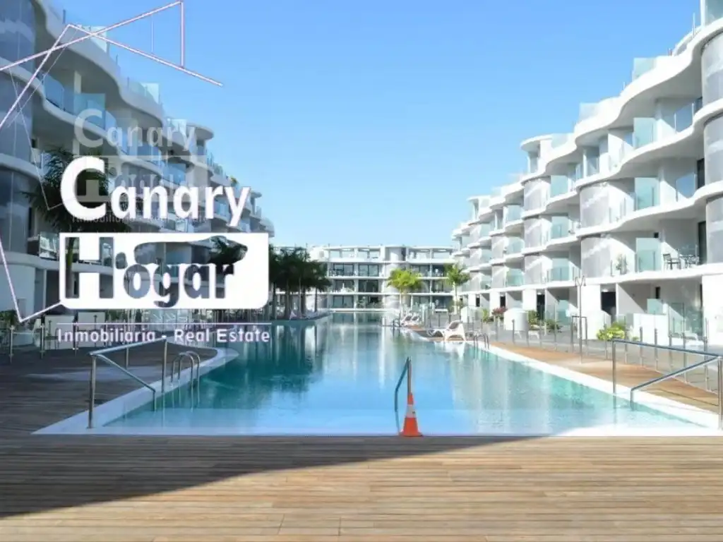 Piscina de Apartament en venda en Arona amb Aire condicionat, Calefacció i Jardí privat