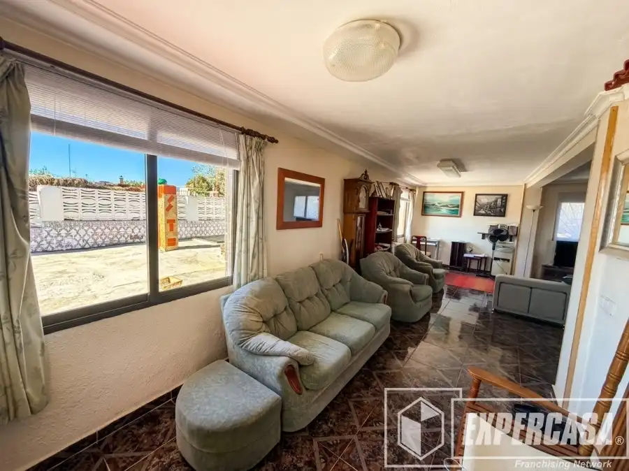 Sala de estar de Casa o chalet en venta en Llíria con Terraza