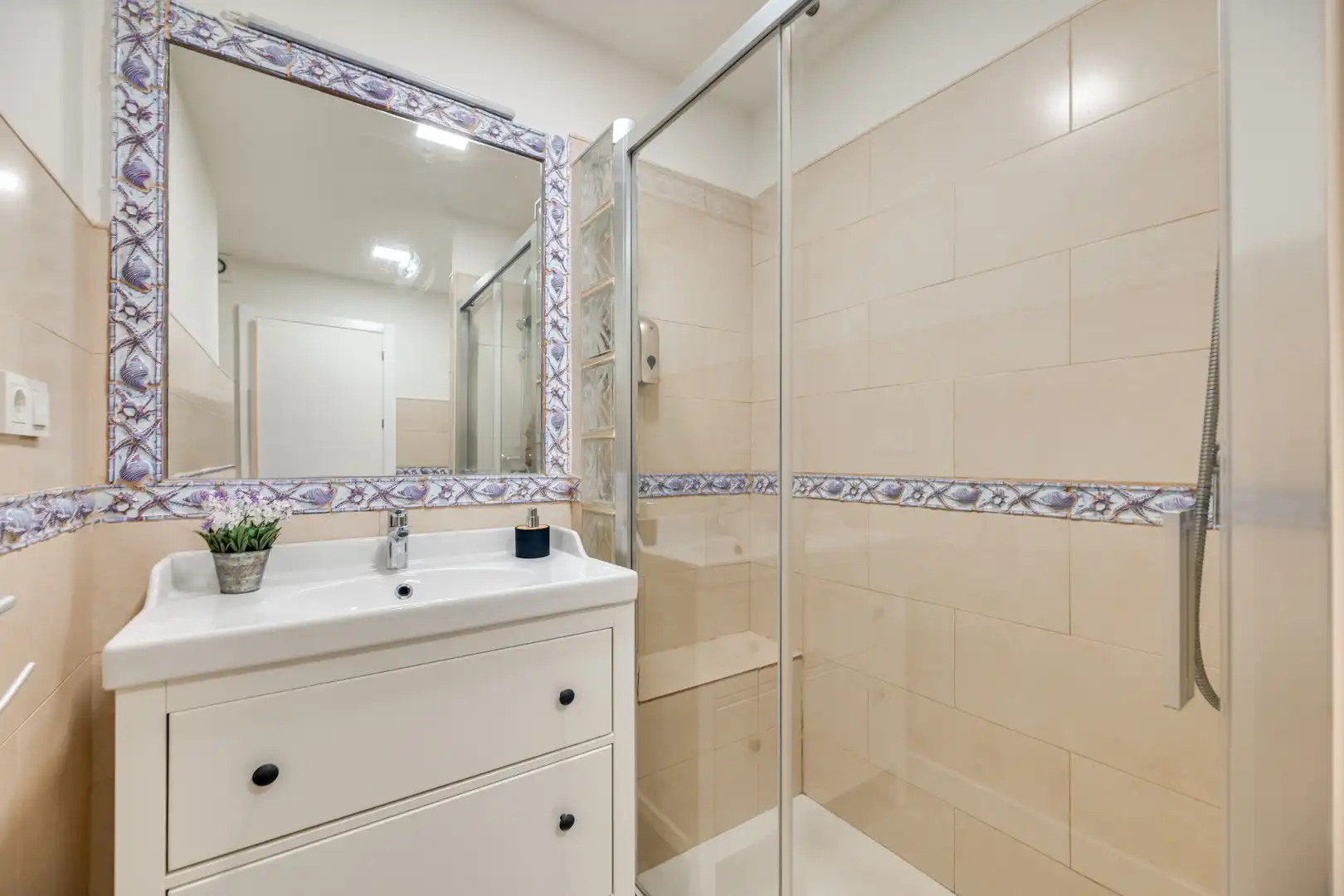 Apartament de lloguer a Calle Juan Larrea, Miraflores del Palo