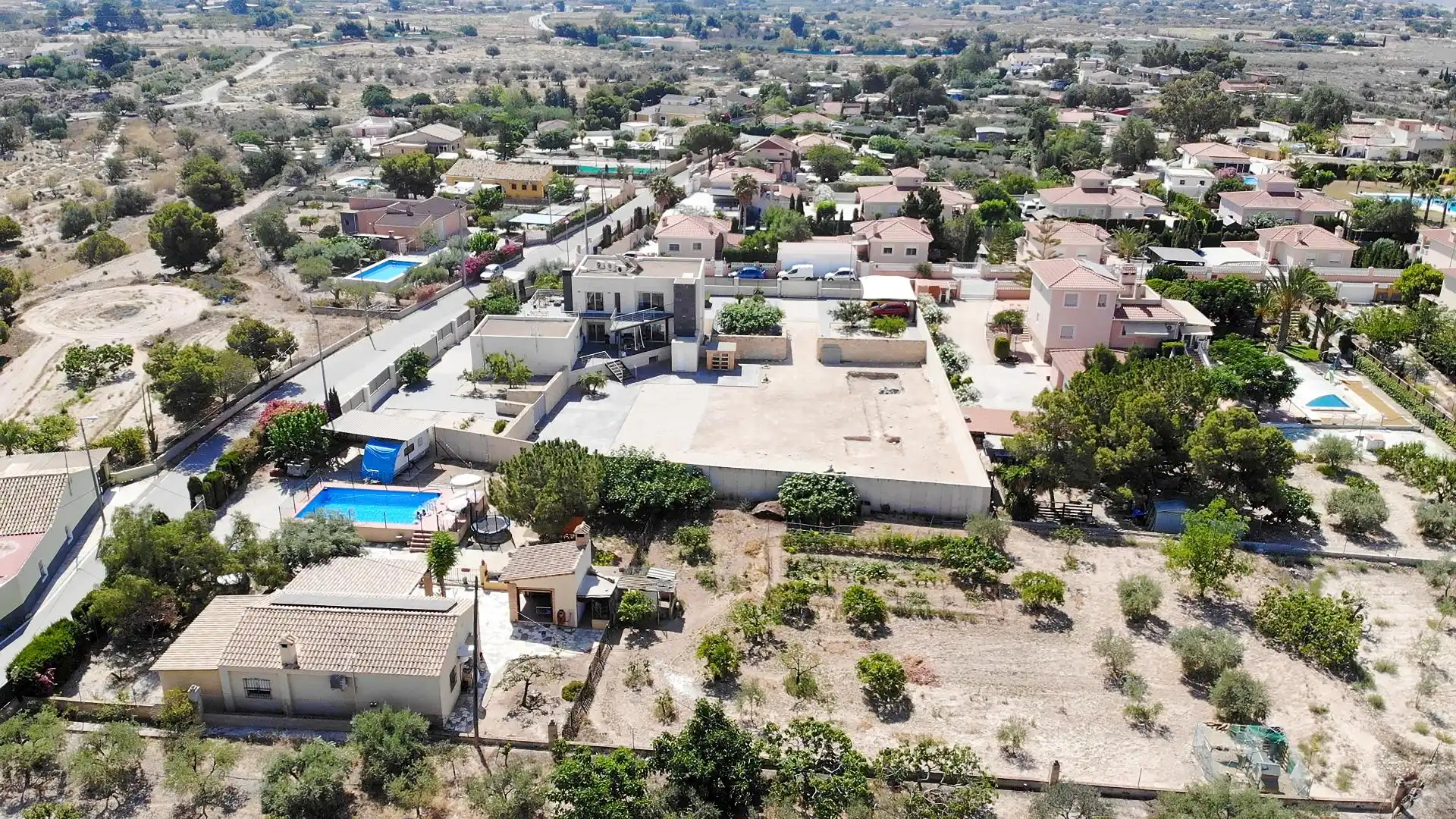 Vista exterior de Casa o xalet en venda en Alicante / Alacant amb Aire condicionat, Calefacció i Jardí privat