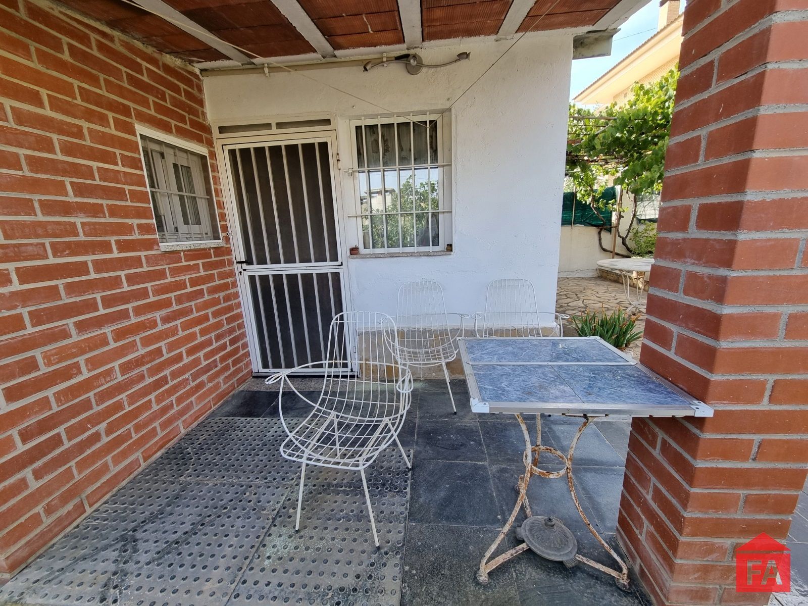 Terrassa de Casa o xalet en venda en La Bisbal del Penedès amb Terrassa i Traster