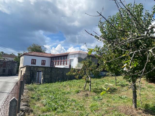 Casa-chalet en Venta en Entrimo