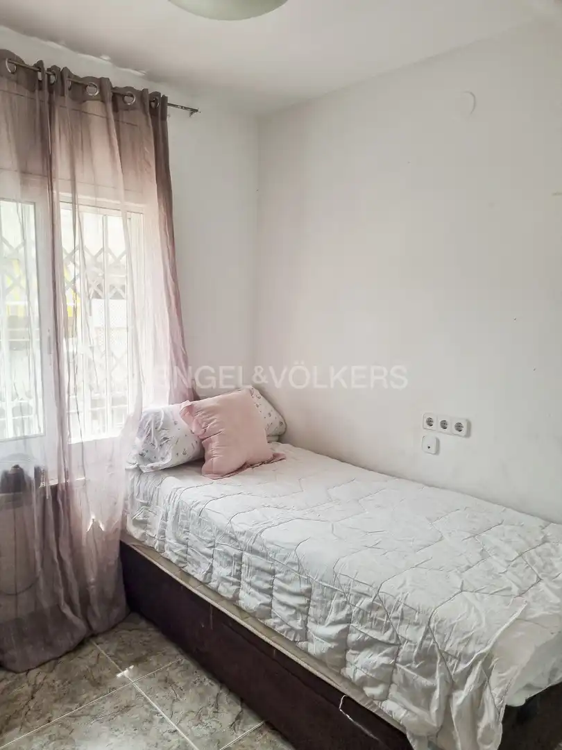 Habitación de Casa o chalet en venta en Sant Pere de Ribes con Calefacción, Terraza y Balcón