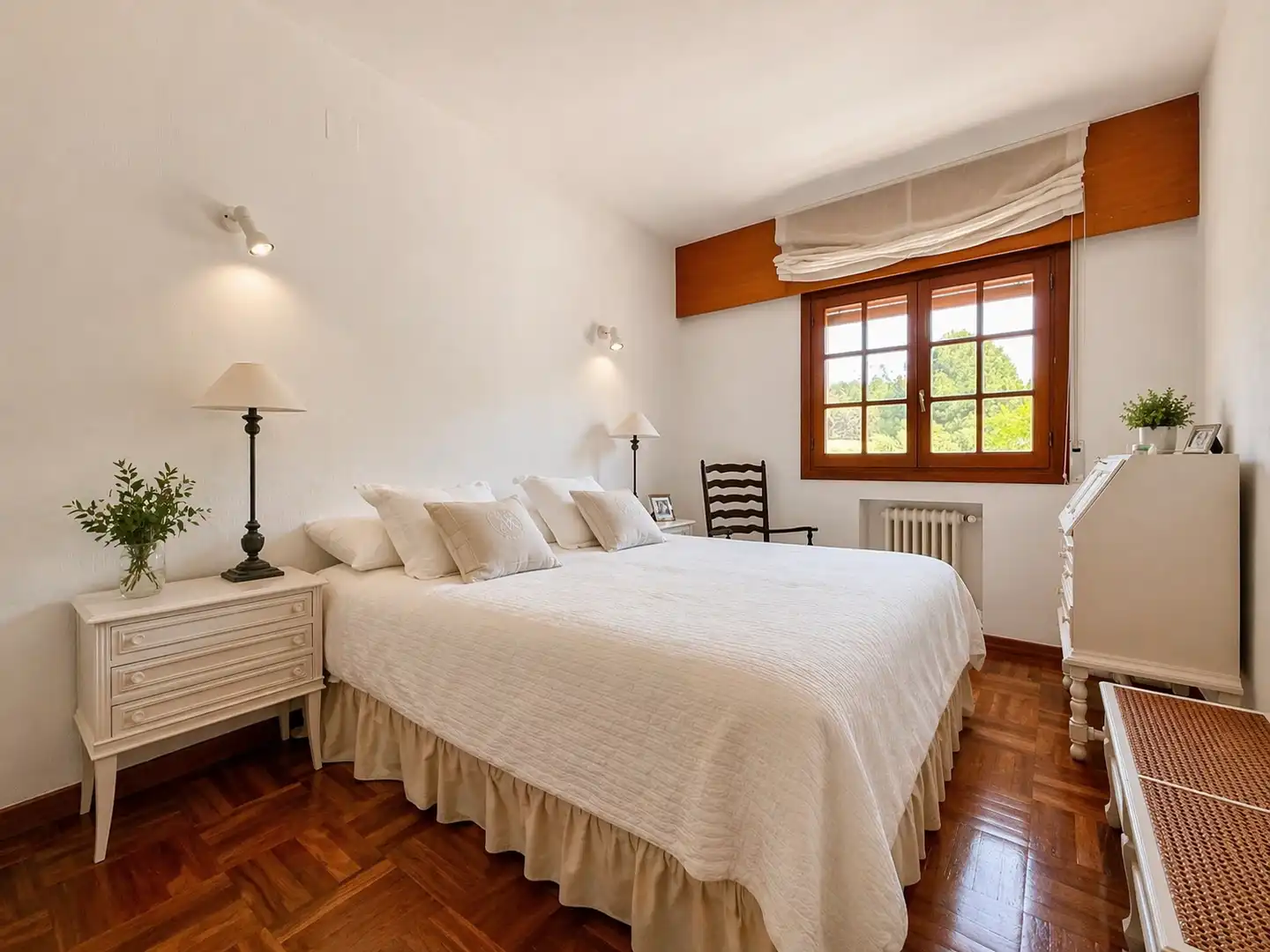 Dormitori de Casa o xalet en venda en Boadilla del Monte amb Calefacció, Jardí privat i Traster