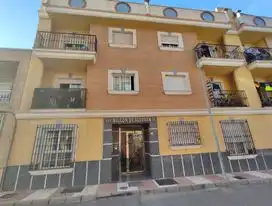 Appartement compact avec ascenseur à vendre à Roquetas de Mar ciudad