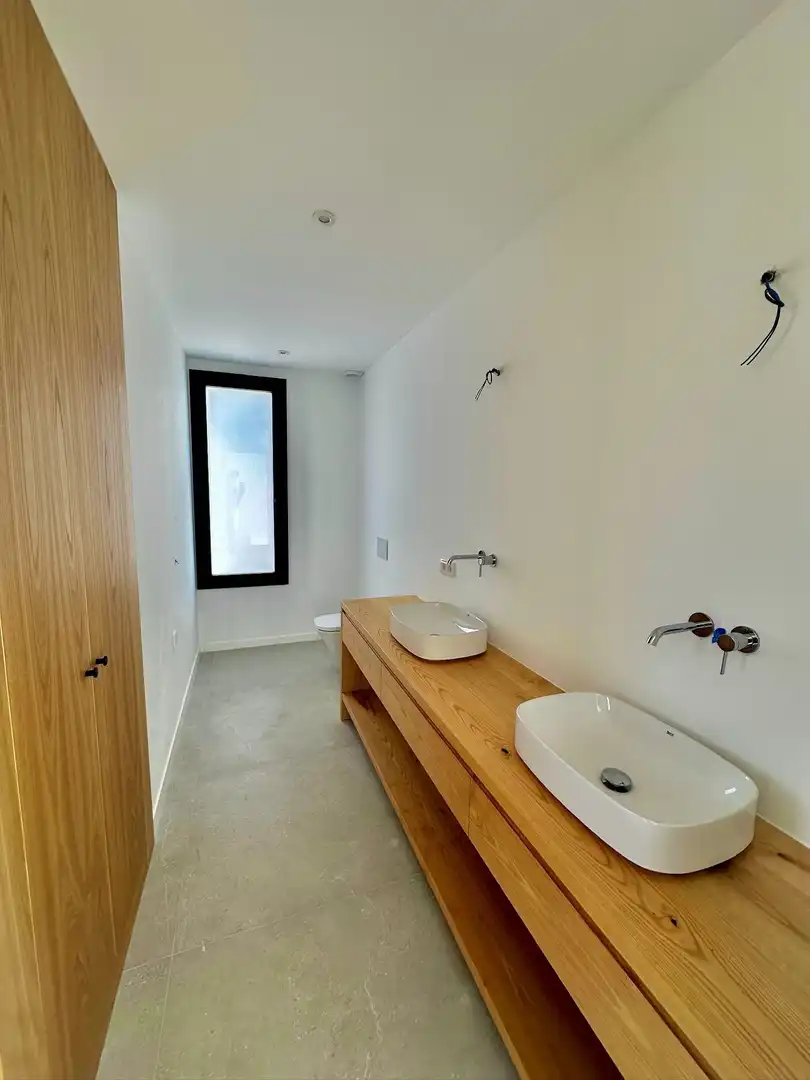 Baño de Casa o chalet en venta en Ciutadella de Menorca con Aire acondicionado, Jardín privado y Terraza