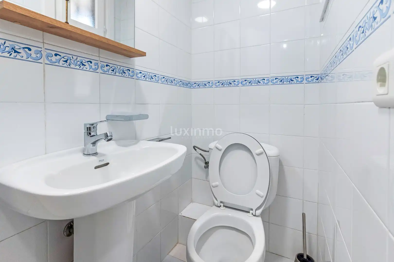 Baño de Finca rústica en venta en Finestrat con Aire acondicionado, Terraza y Trastero