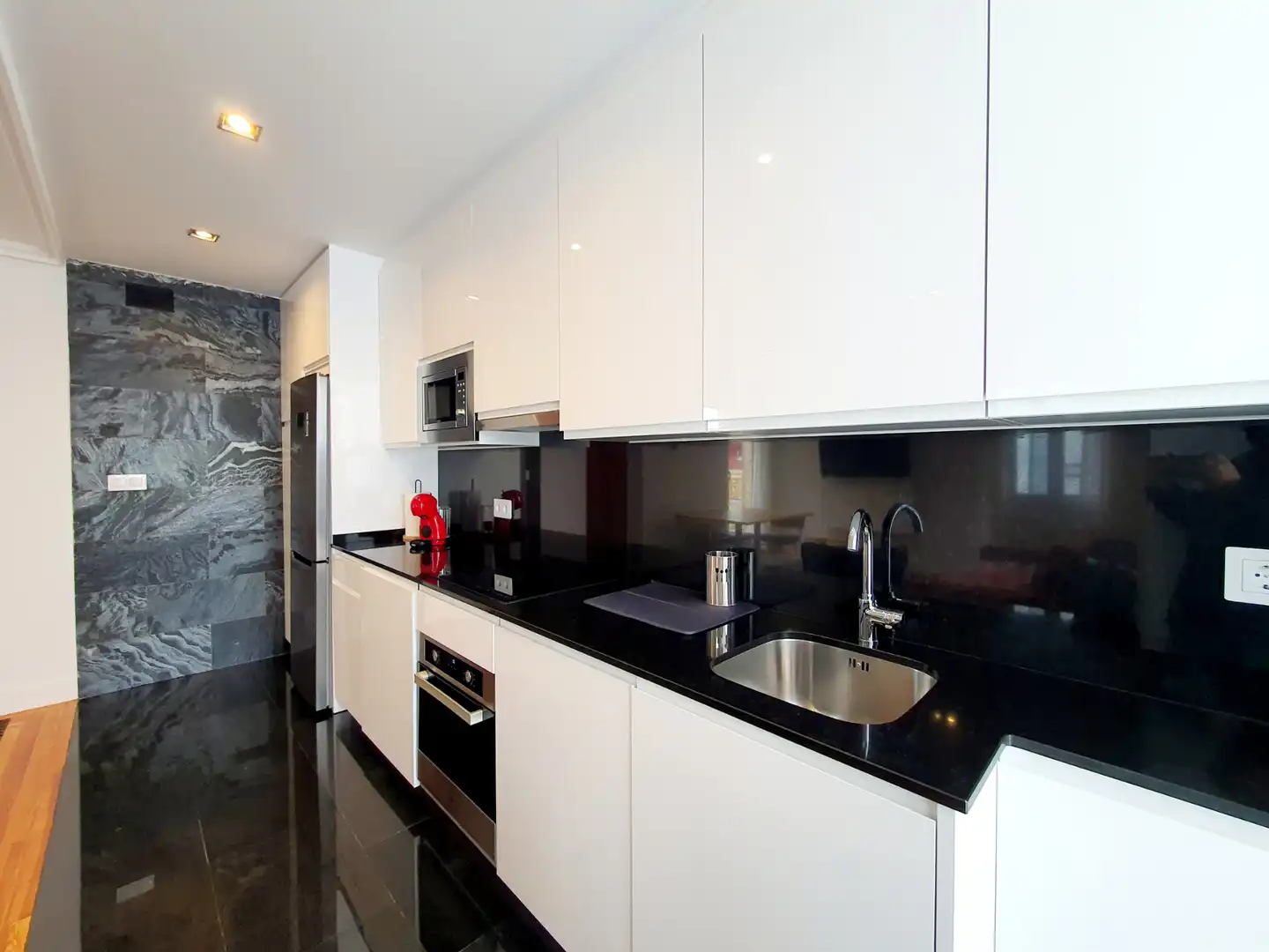 Kitchen of Attic for rent in Madrid  with Air Conditioner, Heating and Private garden