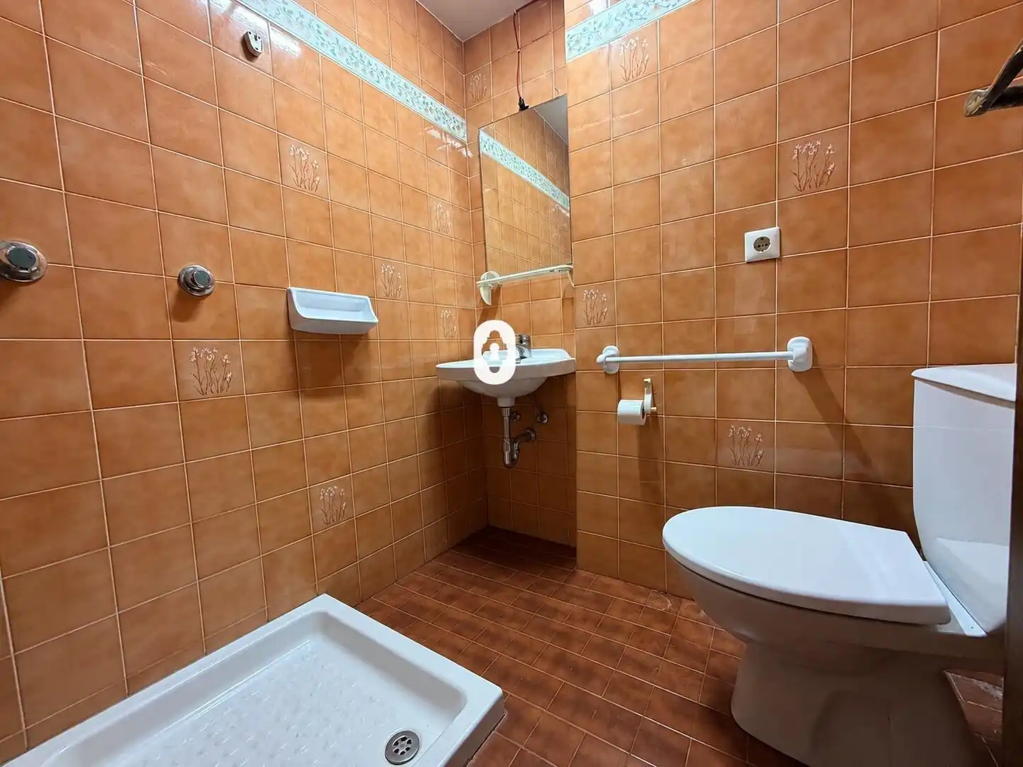 Bathroom of Flat for sale in Inca  with Air Conditioner, Terrace and Storage room