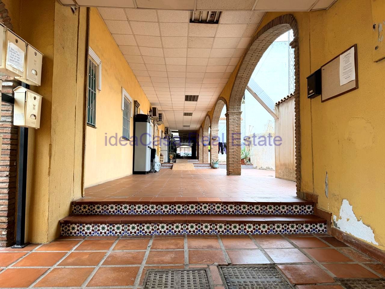 Exterior view of Planta baja for sale in Málaga Capital  with Air Conditioner