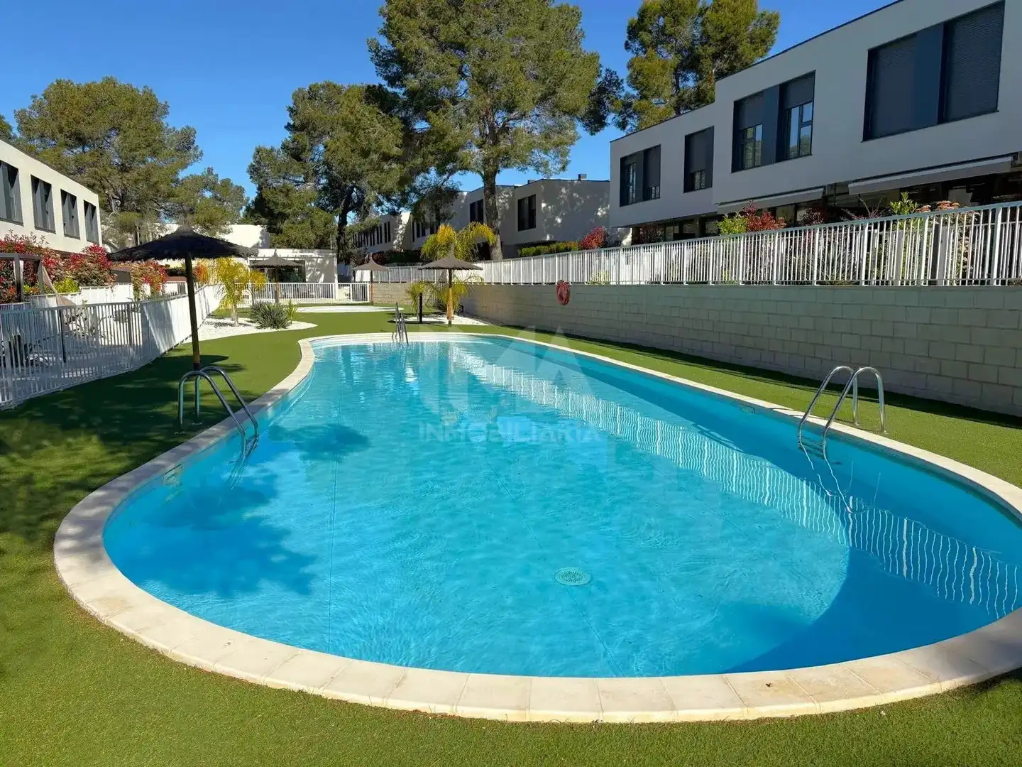 Swimming pool of Detached homes for rent in L'Eliana  with Air Conditioner, Heating and Private garden