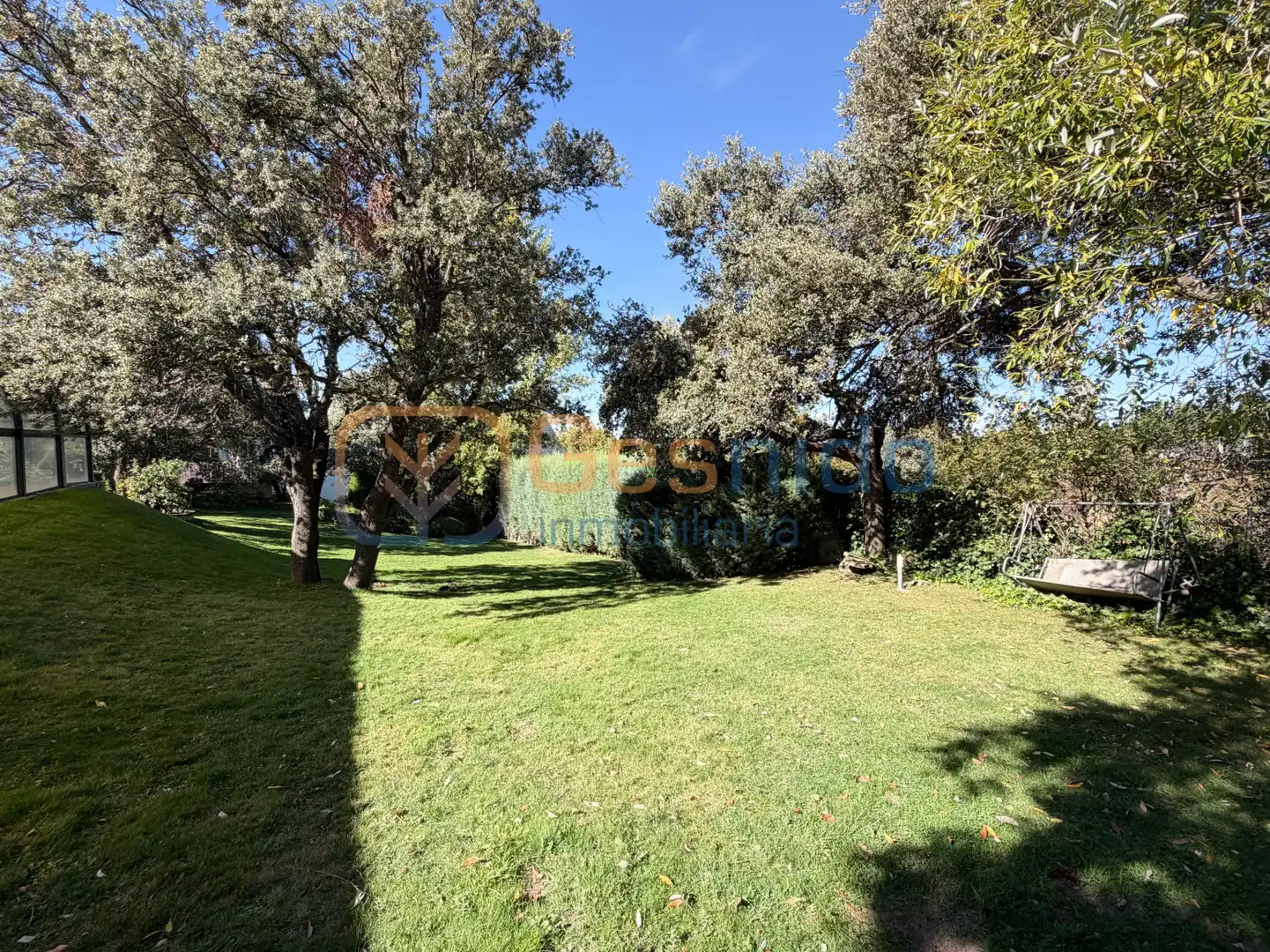 Jardí de Casa o xalet en venda en El Espinar amb Calefacció, Jardí privat i Terrassa